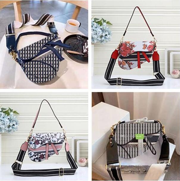 2021 hot D10 style sale trend high quality ladies wallet fashion embroidery shoulder bag messenger bag lady handbag free transport, Choose you like color
2021 hot D10 style sale trend high quality ladies wallet fashion embroidery shoulder bag messenger bag lady handbag free transport, Choose you like color