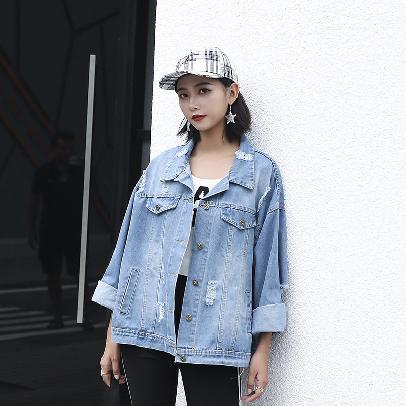 2019 Vintage Letter Print Frayed Jean Jacket Women Long Sleeve Ripped Hole Denim Coat Female Spring Causal Bomber Jackets T200319
