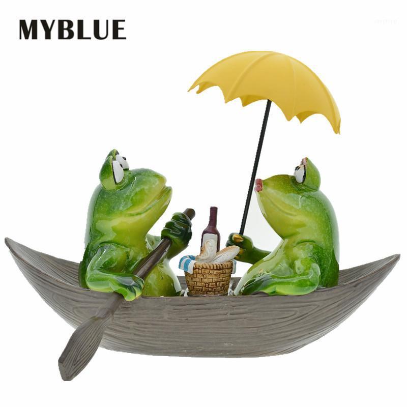 MYBLUE Kawaii Garden Animal Resin Lovers In a Boat Cartoon Frog Figurine Nordic Home Room Decoration Accessories Modern1
MYBLUE Kawaii Garden Animal Resin Lovers In a Boat Cartoon Frog Figurine Nordic Home Room Decoration Accessories Modern1