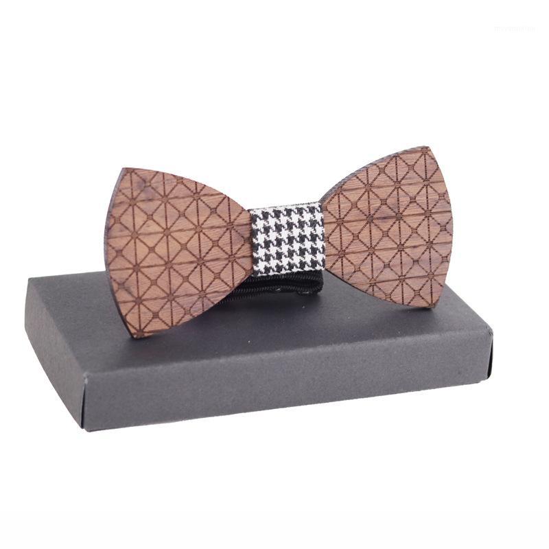 High grade Men Wooden Bow Tie Retro Environmental Protection Wood Bow Tie Delicate Wood Men Costume Decor1
High grade Men Wooden Bow Tie Retro Environmental Protection Wood Bow Tie Delicate Wood Men Costume Decor1