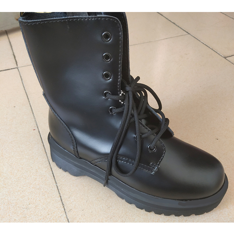 2020 New women martin boots real leather round toe lace-up designer doc martin ankle booties platform sole size 35-41, Black
2020 New women martin boots real leather round toe lace-up designer doc martin ankle booties platform sole size 35-41, Black