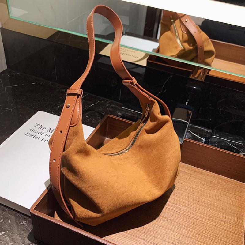 2021 Winter Designer Shoulder Bags For Women Sac Femme Lady Large Capacity Handbags And Purses Female Crossbody Bags Bolso, Black
2021 Winter Designer Shoulder Bags For Women Sac Femme Lady Large Capacity Handbags And Purses Female Crossbody Bags Bolso, Black