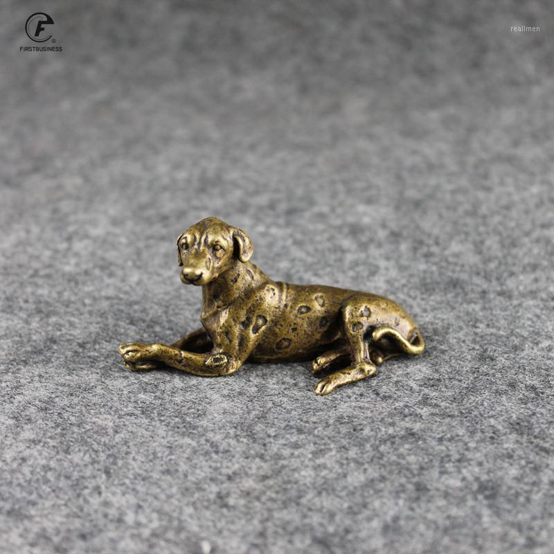 Antique Copper Ornaments Vintage Pure Brass Dog Figurines Dalmatian Statue Pets Office Desk Decorations Home Decors Crafts1 
Antique Copper Ornaments Vintage Pure Brass Dog Figurines Dalmatian Statue Pets Office Desk Decorations Home Decors Crafts1