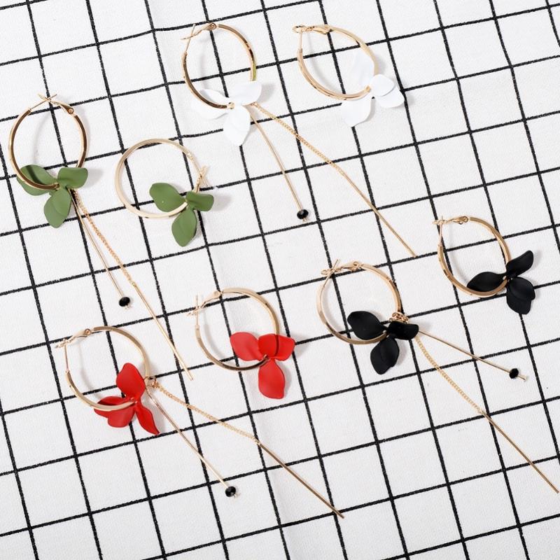 1 Pair Irregular Flower And Long Chain Hoop Earrings 4 Colors For Ladies Women Ear Jewelry For Ladies/Girls
1 Pair Irregular Flower And Long Chain Hoop Earrings 4 Colors For Ladies Women Ear Jewelry For Ladies/Girls