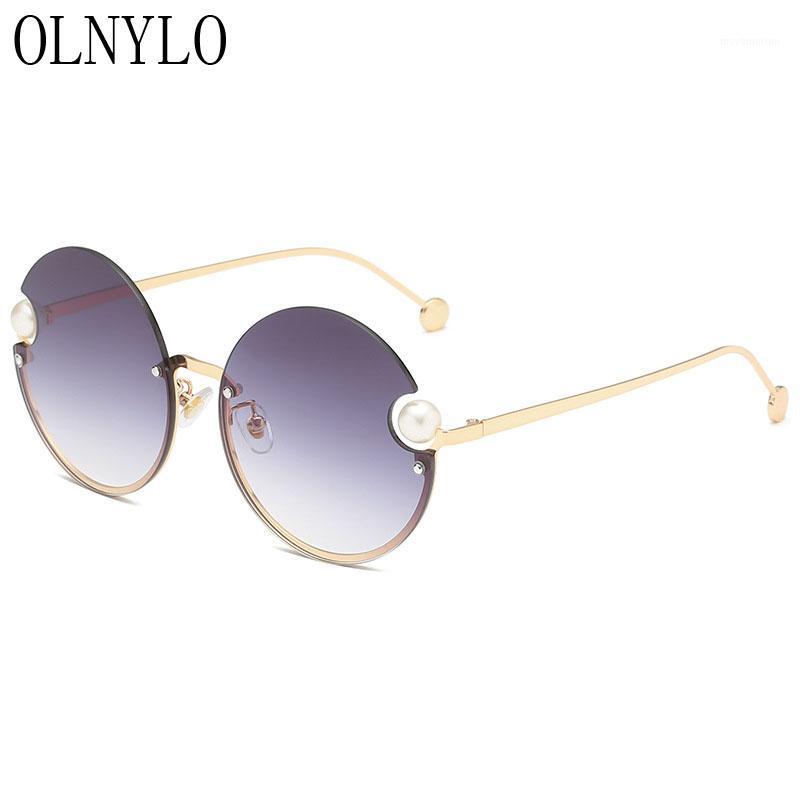New Vintage Sexy lady Round Sunglasses Women Brand designer outdoor Driving Black Gradient Retro Sun Glasses1
New Vintage Sexy lady Round Sunglasses Women Brand designer outdoor Driving Black Gradient Retro Sun Glasses1