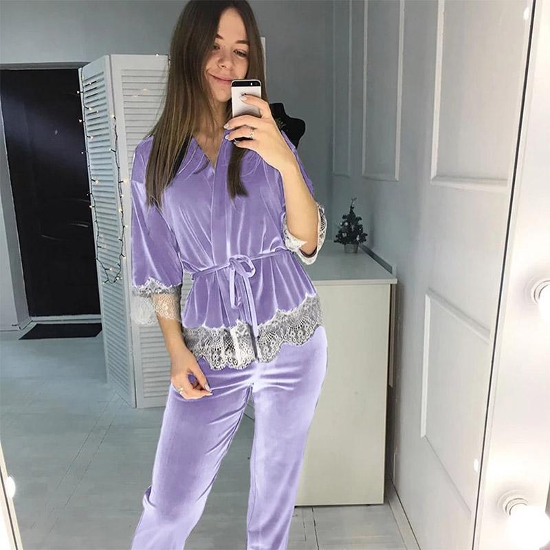 Women Lace Splicing Velevt Sleepwear Sets 2021 Spring Autumn Loungewear Robe Sets Elastic Patchwork Sexy Pajamas Pants Suit, Purple
Women Lace Splicing Velevt Sleepwear Sets 2021 Spring Autumn Loungewear Robe Sets Elastic Patchwork Sexy Pajamas Pants Suit, Purple