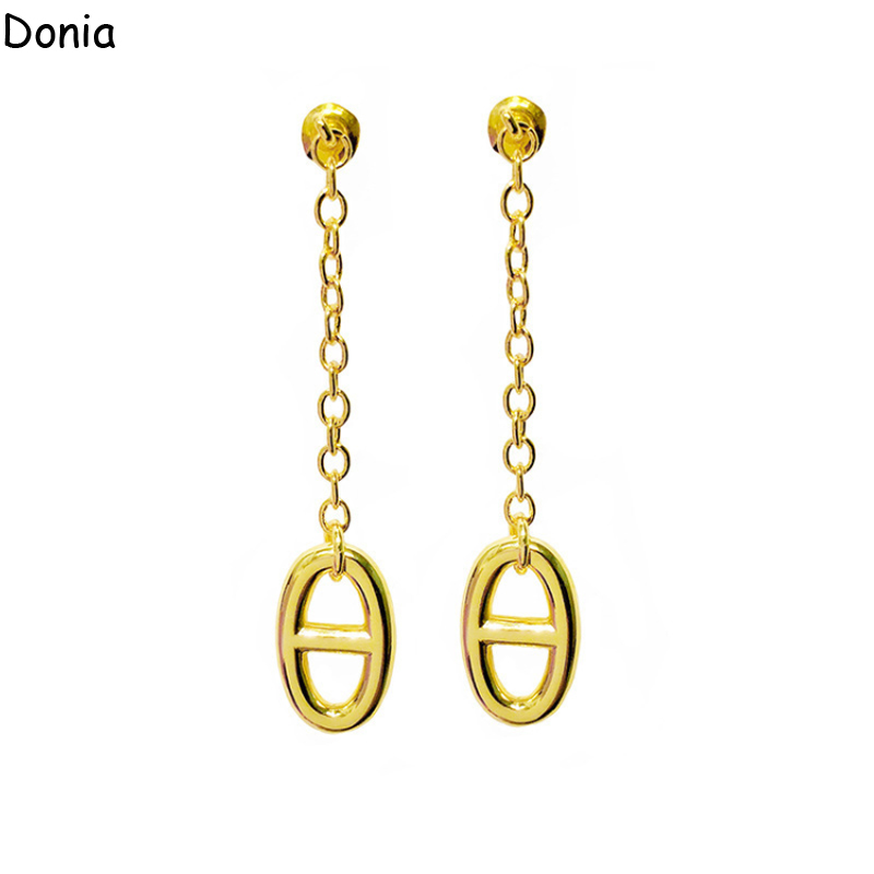 Donia jewelry luxury stud European and American fashion long pig nose titanium steel three-color creative designer earrings gift box
Donia jewelry luxury stud European and American fashion long pig nose titanium steel three-color creative designer earrings gift box