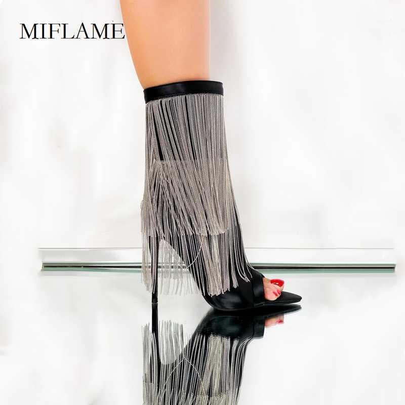 Sexy Fashion Fringe Detail Stiletto Boots Women New Chain Peep Toe Ankle Boots 2021 Spring Open Toed Nightclub Thin Heels Shoes1, Black
Sexy Fashion Fringe Detail Stiletto Boots Women New Chain Peep Toe Ankle Boots 2021 Spring Open Toed Nightclub Thin Heels Shoes1, Black