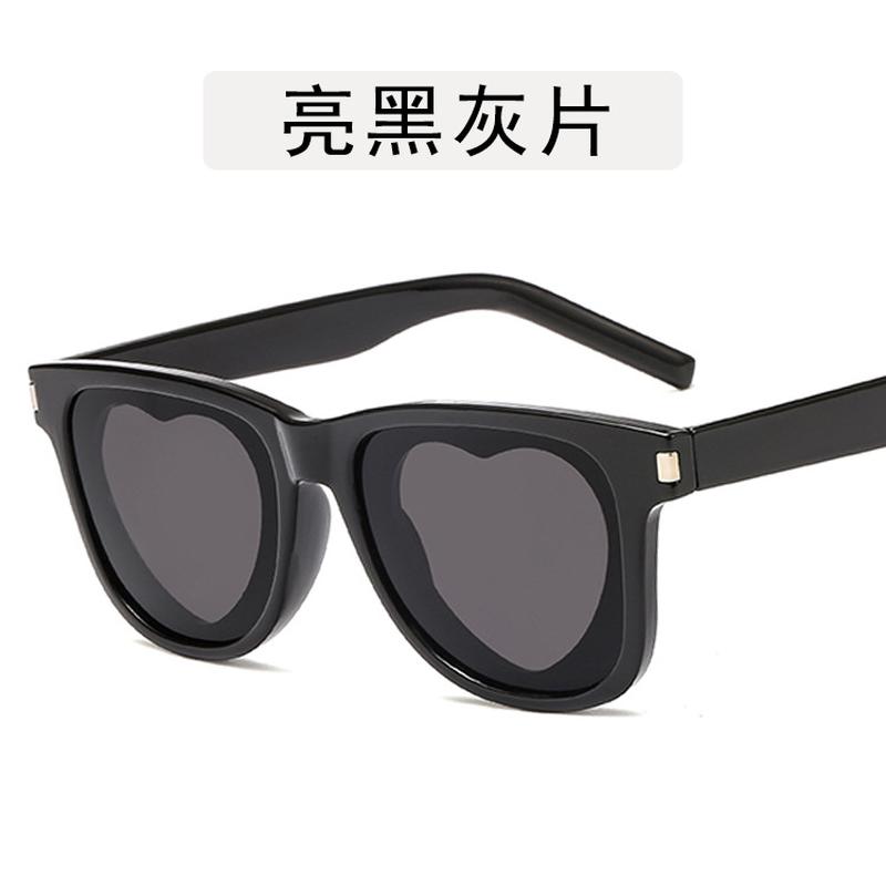 Heart Shape Retro Sunglasses Women Cat Design Rivet Frame 2020 Eye Sun Glasses Shades Fro Women Vintage Fashion
Heart Shape Retro Sunglasses Women Cat Design Rivet Frame 2020 Eye Sun Glasses Shades Fro Women Vintage Fashion