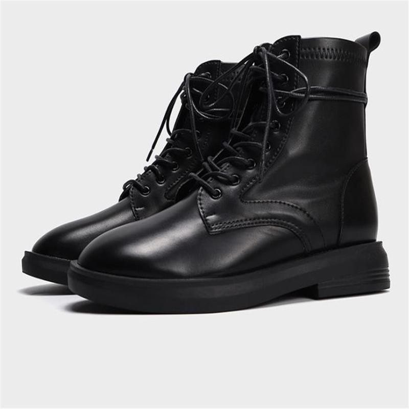 2021 mid winter new fashion trend lace up solid British Mid Heel round head boots casual women's shoes, Black
2021 mid winter new fashion trend lace up solid British Mid Heel round head boots casual women's shoes, Black