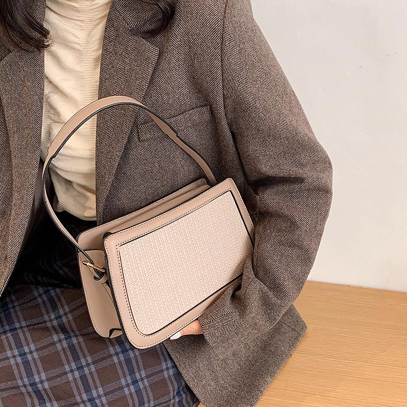 FANTASY Underarm Bags For Women 2021 Winter Newest Simple Fashion Shoulder Bag Female Hot Sale Handbags Vintage Top-Handle Bags, Brown 
FANTASY Underarm Bags For Women 2021 Winter Newest Simple Fashion Shoulder Bag Female Hot Sale Handbags Vintage Top-Handle Bags, Brown