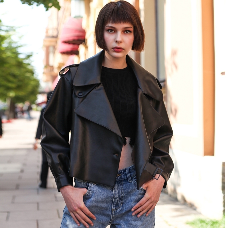 Top Quality Women Faux Leather Jacket Soft Loose Biker Coat Female Short Motorcycle Black White Jacket High Street Leather Coat 201030