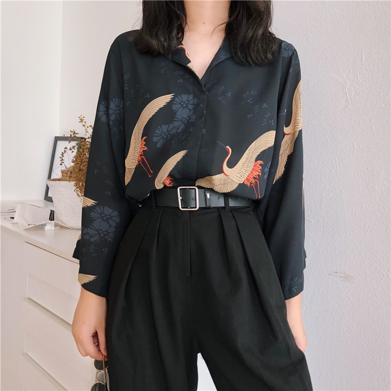 Cheerart Autumn Vintage Japanese Blouse Women V Neck Loose Top Femme Crane Print Black Fall Blouse Clothing 201202