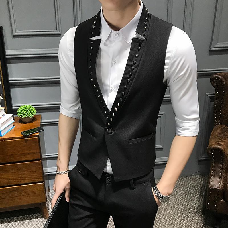 2020 New design dress vest Men personality Rivet decoration Singer vest Stage performance men's waistcoat party host's gilet, Black
2020 New design dress vest Men personality Rivet decoration Singer vest Stage performance men's waistcoat party host's gilet, Black
