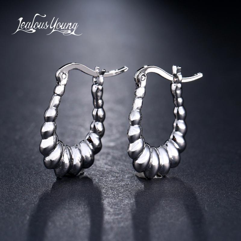 2020 Ethnic Gold Color Hoop Earrings For Women African Round Hoops brinco Gift Jewelry bijoux AE603
2020 Ethnic Gold Color Hoop Earrings For Women African Round Hoops brinco Gift Jewelry bijoux AE603