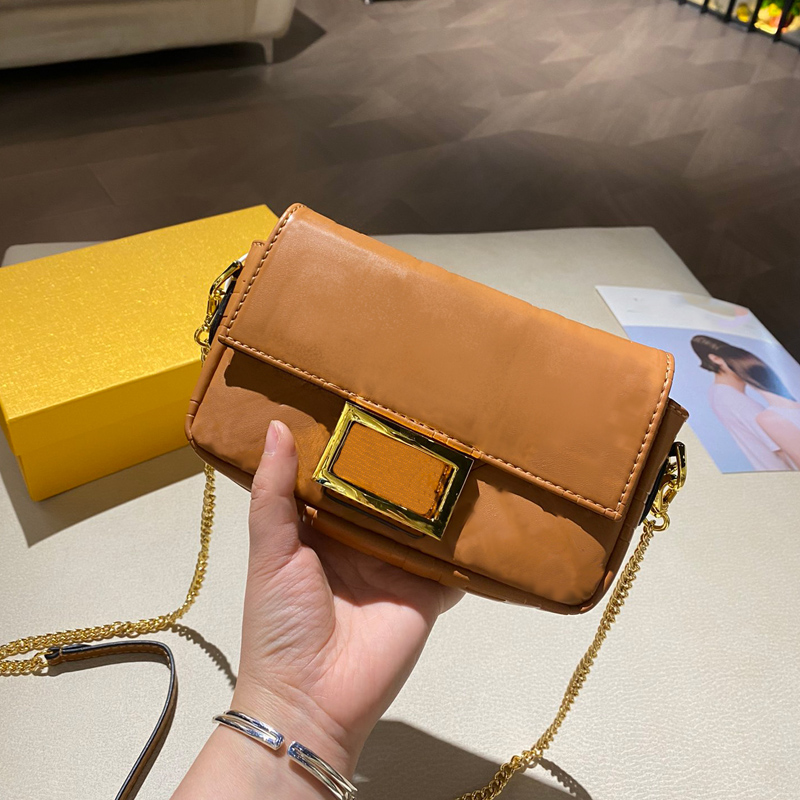 Womens purse mini pochette F baguette letters embossing brown leather chain bag shoulder crossbody bags handbag high quality 2021 hot solds, Box
Womens purse mini pochette F baguette letters embossing brown leather chain bag shoulder crossbody bags handbag high quality 2021 hot solds, Box