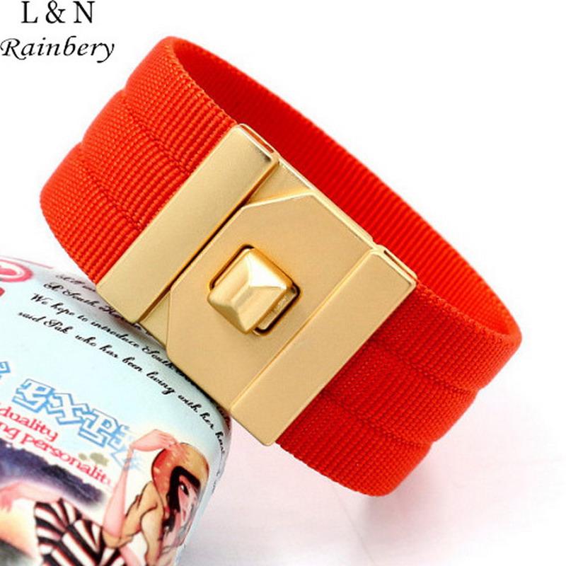 Rainbery 2020 European Fashion Punk Wide Stripe Cloth Ribbon Bracelets & Bangles for Women Men Statement Jewelry
Rainbery 2020 European Fashion Punk Wide Stripe Cloth Ribbon Bracelets & Bangles for Women Men Statement Jewelry