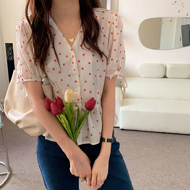 2021 New 3 color femme womens will see Korean style tops with floral v cleavage short sleeve printing female chiffon blouses (x1365) MIW6, Beige
2021 New 3 color femme womens will see Korean style tops with floral v cleavage short sleeve printing female chiffon blouses (x1365) MIW6, Beige