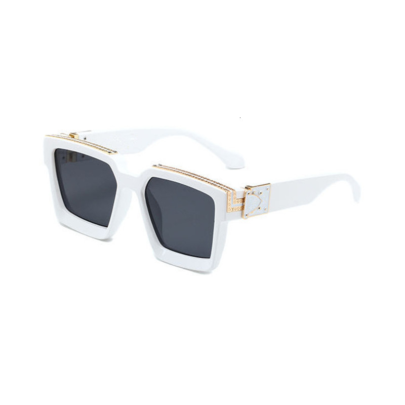 2021 New Inencers and Celebrities Most Popular Fashion Brand Designer Sun Glasses Unisex Hot Sunglasses with Letters Rix3
2021 New Inencers and Celebrities Most Popular Fashion Brand Designer Sun Glasses Unisex Hot Sunglasses with Letters Rix3