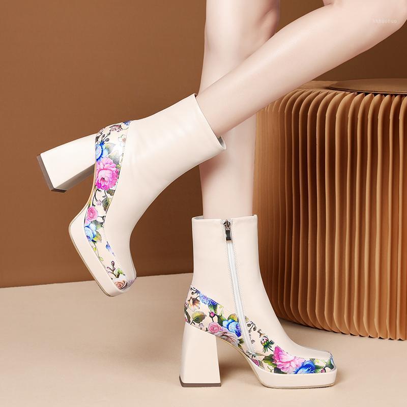 2021 Big Size Women's Ankle Boots Genuine Cowhide Leather printing Flower High Heel Autumn Brand Designer Short Booties Shoes 391
2021 Big Size Women's Ankle Boots Genuine Cowhide Leather printing Flower High Heel Autumn Brand Designer Short Booties Shoes 391