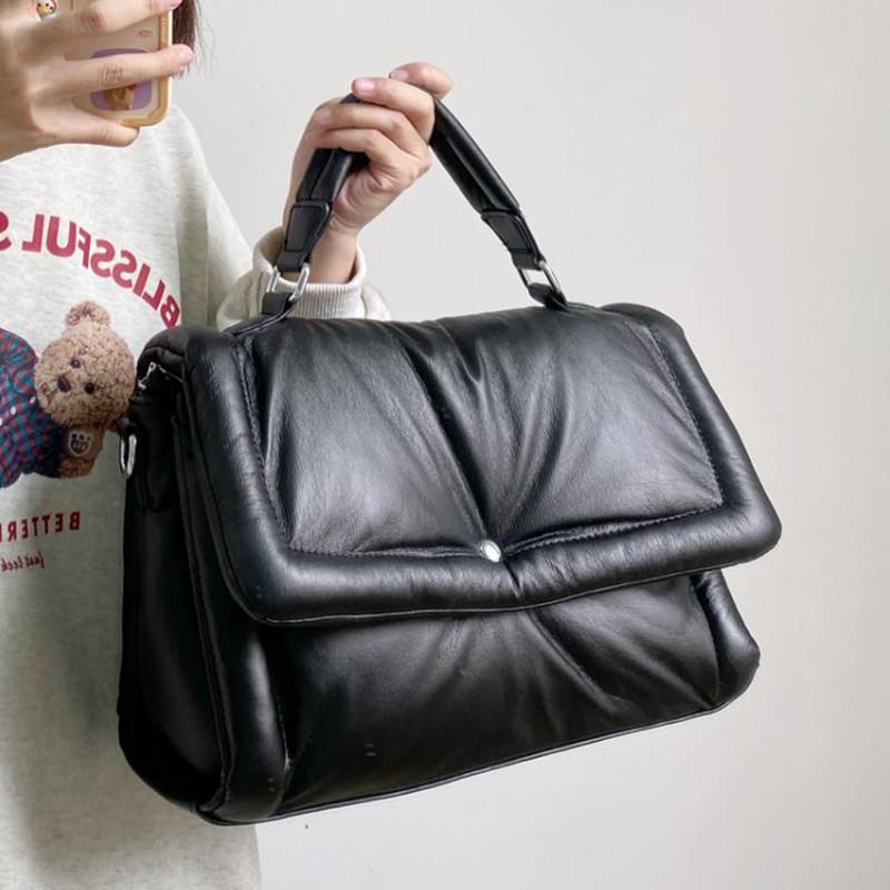 Evening Bags Padded Women Crossbody Designer Pillow Shoulder Bag Luxury Pu Space Cotton Messenger High Quality Puffy Winter 2021
Evening Bags Padded Women Crossbody Designer Pillow Shoulder Bag Luxury Pu Space Cotton Messenger High Quality Puffy Winter 2021