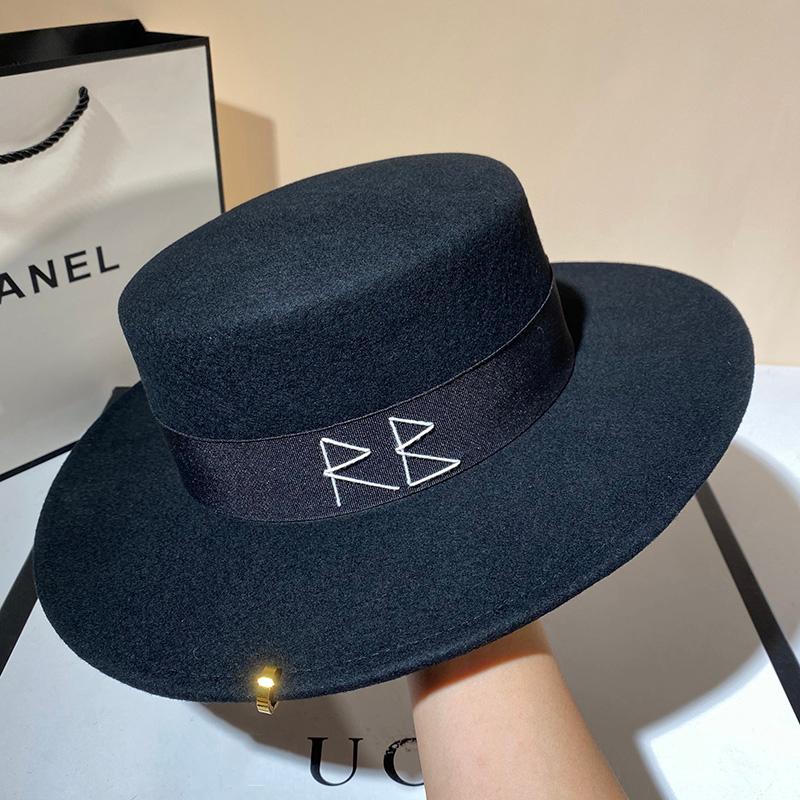 New Women Fedoras Wool Hats Fashion Letter With Chain Elegant Big Hat Black Big Brim