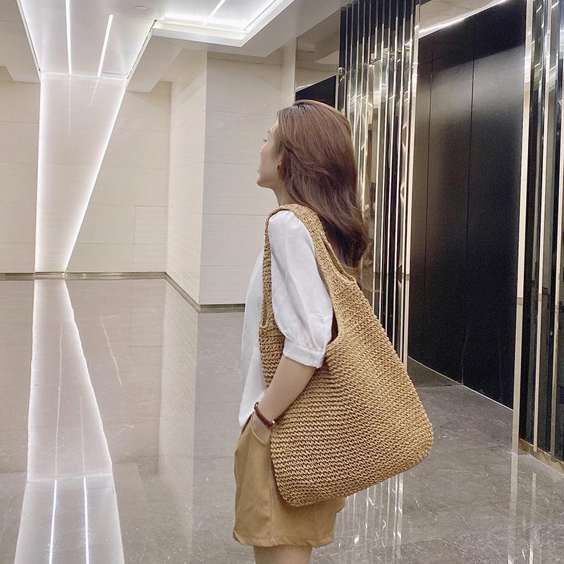 2021 Summer New Women Straw Bag Korean Style Ladies Shoulder Bag Woven Middle Set Female Handbag Casual Beach Whole Sale, Beige
2021 Summer New Women Straw Bag Korean Style Ladies Shoulder Bag Woven Middle Set Female Handbag Casual Beach Whole Sale, Beige
