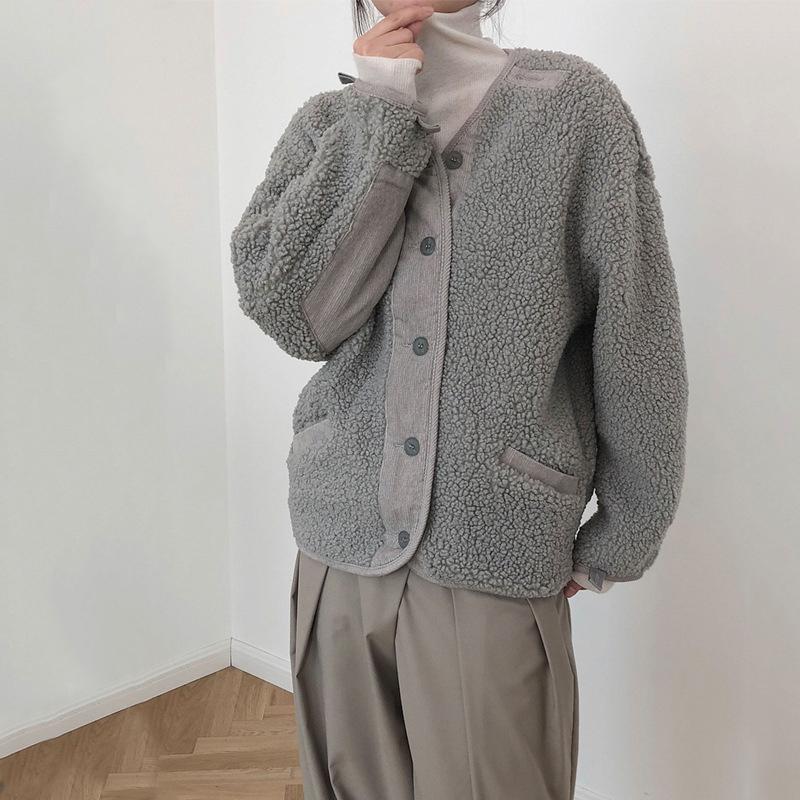 Korean Simplicity Lamb Artificial Faux Fur Coat Loose Thickened Warm Women's Jacket Winter Woman Coats 2021 Fashion Furry, Beige
Korean Simplicity Lamb Artificial Faux Fur Coat Loose Thickened Warm Women's Jacket Winter Woman Coats 2021 Fashion Furry, Beige