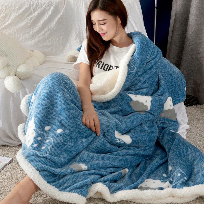 Autumn and winter thickened double wool wool blanket 2.0m car office nap air conditioning blanket cover
Autumn and winter thickened double wool wool blanket 2.0m car office nap air conditioning blanket cover