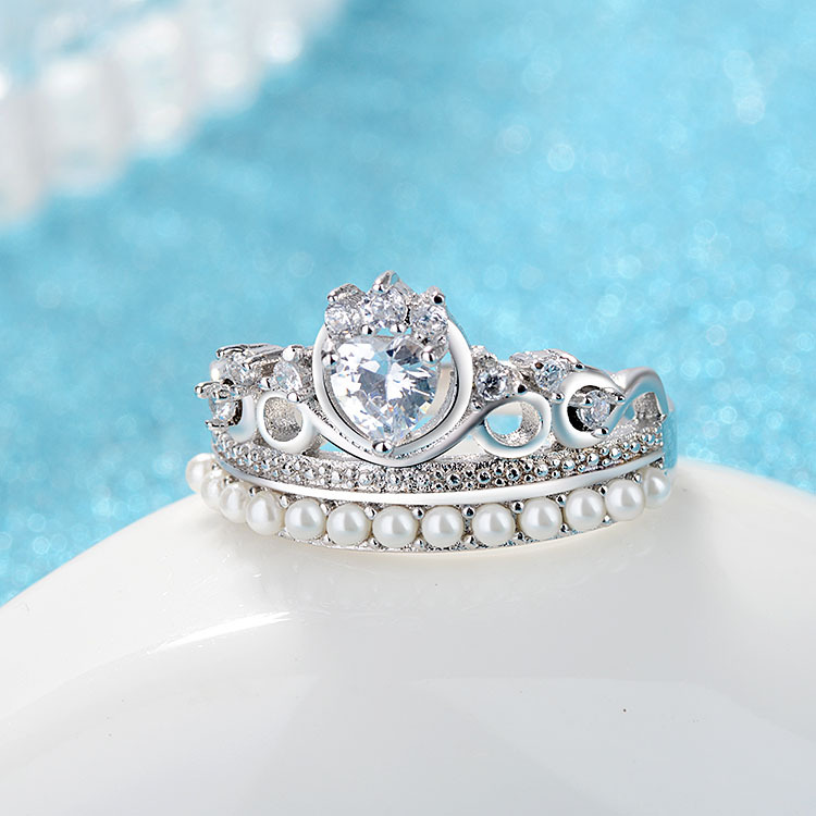 Engagement Ring, Cut Cubic Zirconia Rhodium Plated Sterling Silver Vintage Engagement Wedding Ring for Women Promise Anniversary
Engagement Ring, Cut Cubic Zirconia Rhodium Plated Sterling Silver Vintage Engagement Wedding Ring for Women Promise Anniversary