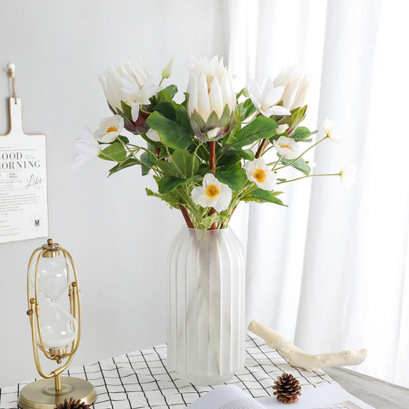 Simulation Emperor Flower Floor Bouquet Artificial Crepe Plant Fake Flower Dry Home Bonsai Decoration DIY Wedding Layout, T017s-4
Simulation Emperor Flower Floor Bouquet Artificial Crepe Plant Fake Flower Dry Home Bonsai Decoration DIY Wedding Layout, T017s-4