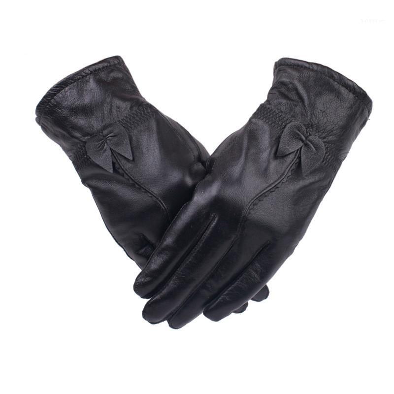 Leather Gloves Female Sheepskin Winter Warm Gloves Thickening Plus Velvet Black Pink Blue Free Shipping1
Leather Gloves Female Sheepskin Winter Warm Gloves Thickening Plus Velvet Black Pink Blue Free Shipping1