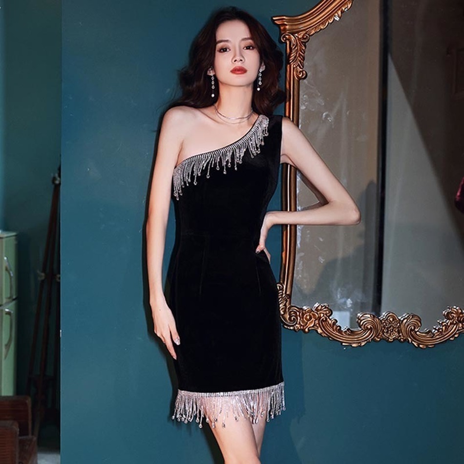 Asymmetrical 2021 New Female Leg Brace Sleeveless High Waist Thin Tassel Slices Fashionable Party Dress F66c, Black
Asymmetrical 2021 New Female Leg Brace Sleeveless High Waist Thin Tassel Slices Fashionable Party Dress F66c, Black