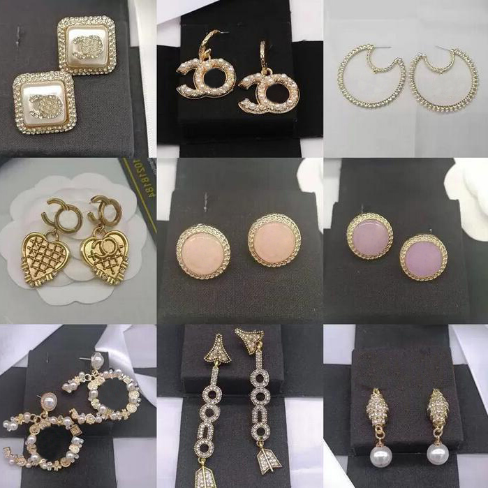 20style 18K Gold Plated Copper Alloy Designer Double Letters Stud Earrings Geometric Crystal Rhinestone Pearl Earring for Wedding Party Jewe, Golden;silver
20style 18K Gold Plated Copper Alloy Designer Double Letters Stud Earrings Geometric Crystal Rhinestone Pearl Earring for Wedding Party Jewe, Golden;silver