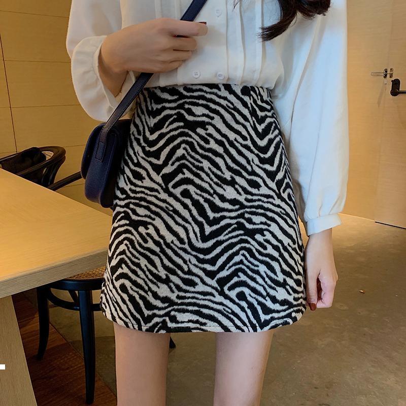 spring 2021 New zebra wool midi female high-waist vintage short skirt y368 0FSH, Heise
spring 2021 New zebra wool midi female high-waist vintage short skirt y368 0FSH, Heise