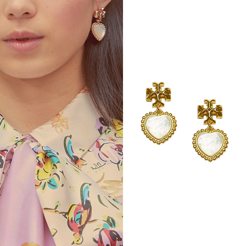 Hot Sale Luxury Jewelry Designer Earrings Women Diamond Stud Pearl Charm Earrings Stainless Steel Gold Silver With Gray White Bead Fashion
Hot Sale Luxury Jewelry Designer Earrings Women Diamond Stud Pearl Charm Earrings Stainless Steel Gold Silver With Gray White Bead Fashion