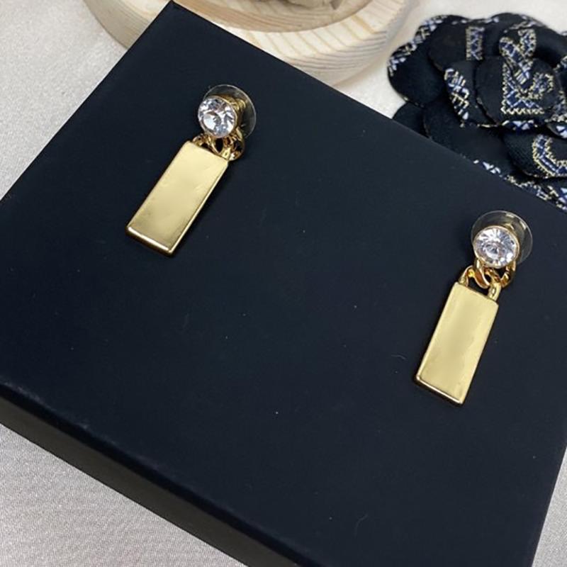 Hot Brand Fashion Vintage Jewelry Gold Color Earrings Pearl Black Heart Crystal Earrings Tassel Design Wedding Party
Hot Brand Fashion Vintage Jewelry Gold Color Earrings Pearl Black Heart Crystal Earrings Tassel Design Wedding Party