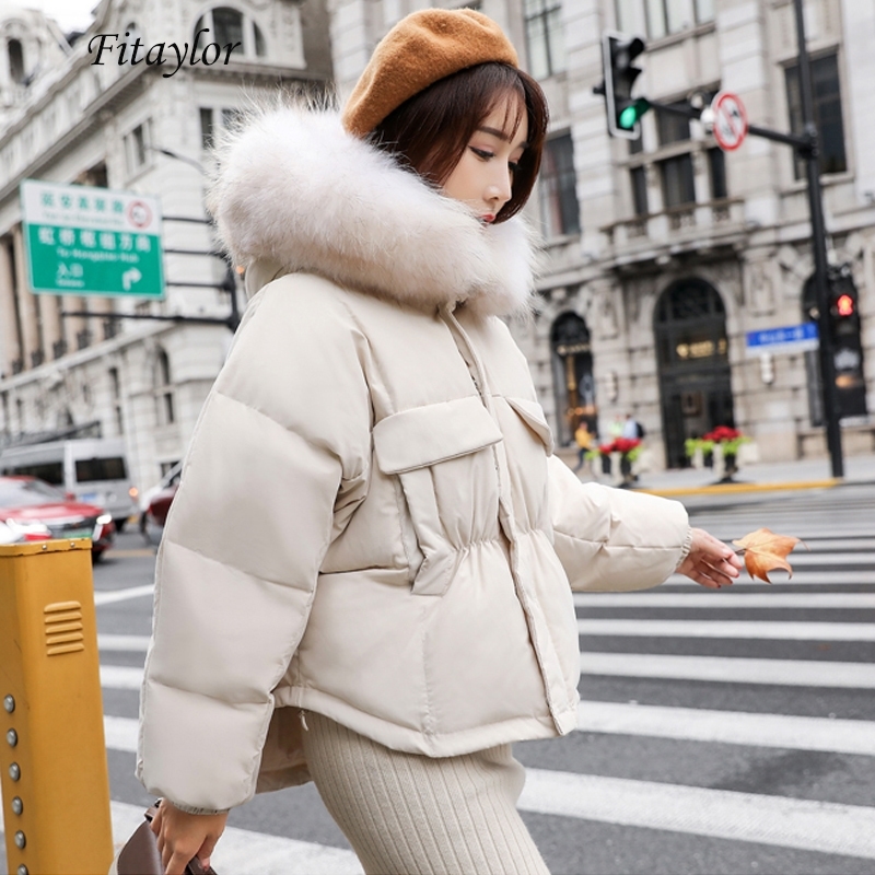 Fitaylor Winter Warm 90 White Duck Down Parka Women Large Real Raccoon Fur Collar Hooded Short Jacket Coat Loose Down Outwear 201023