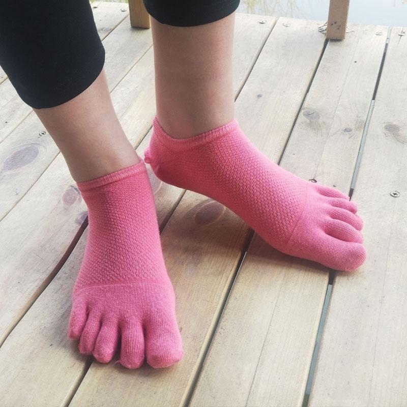 1705 Breathable Anti-friction Women Yoga Socks Silicone Non Slip Pilates Barre Breathable Sports Dance Socks Slippers With Grips1, Black
1705 Breathable Anti-friction Women Yoga Socks Silicone Non Slip Pilates Barre Breathable Sports Dance Socks Slippers With Grips1, Black