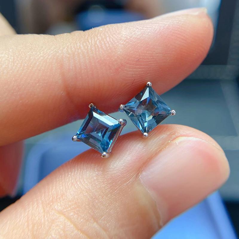 CoLife Jewelry Silver Square Stud Earrings for Daily Wear 5mm Natural Topaz Silver Earrings Simple 925 Topaz Jewelry
CoLife Jewelry Silver Square Stud Earrings for Daily Wear 5mm Natural Topaz Silver Earrings Simple 925 Topaz Jewelry