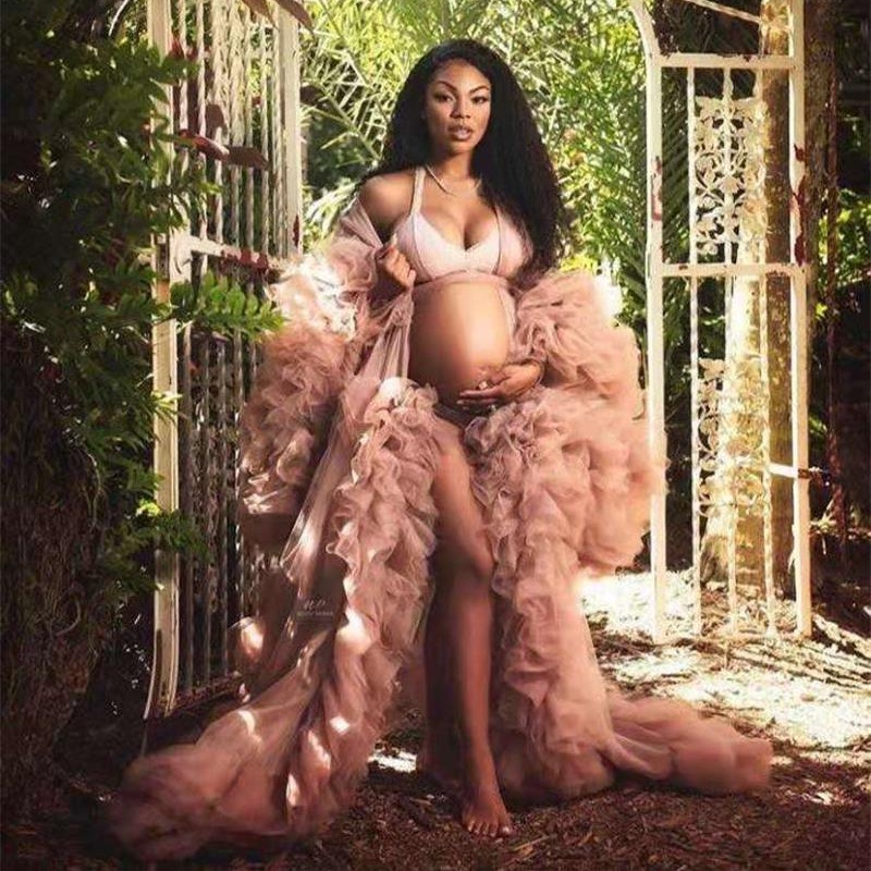 Blush Pink Maternity Sleepwear Luxury Ruffles Long Sleeves Wedding Sleepwear Bathrobes Nightgowns Tiered Robes Women Dress