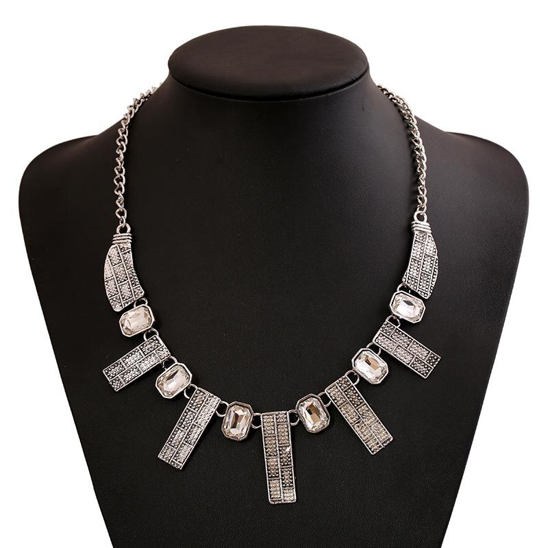 LZHLQ Vintage Rectangular Crystal Glass Choker Statement Necklace Women Zinc Alloy Necklaces Pendants Trendy Collares Collier
LZHLQ Vintage Rectangular Crystal Glass Choker Statement Necklace Women Zinc Alloy Necklaces Pendants Trendy Collares Collier