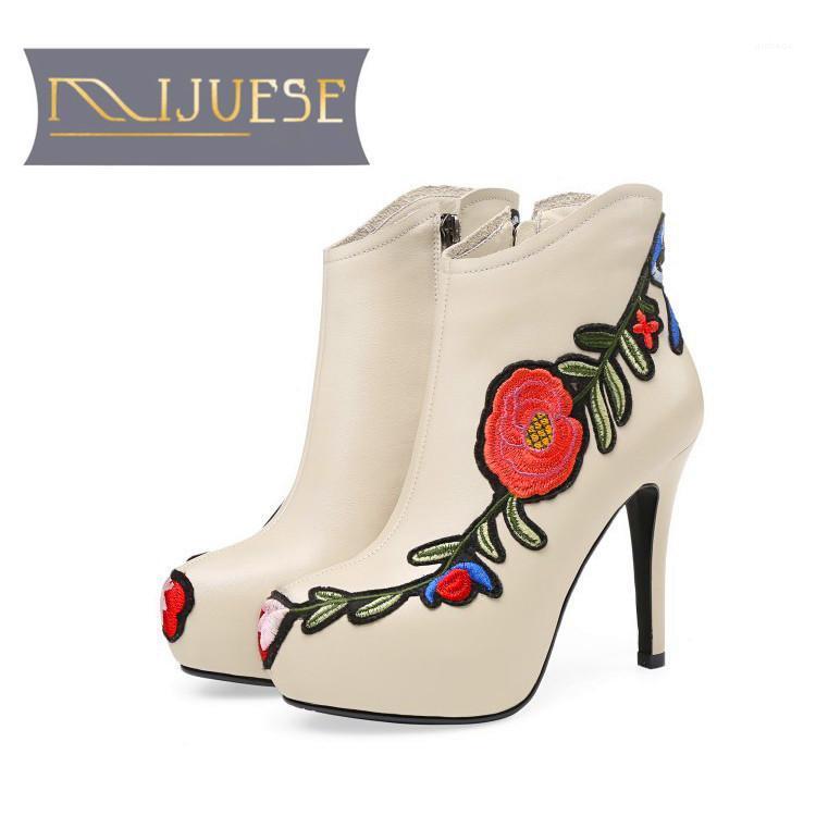 MLJUESE 2020 women soft ankle boots cow leather autumn spring flowers pointed toe platform zippers high heels boots1, Black
MLJUESE 2020 women soft ankle boots cow leather autumn spring flowers pointed toe platform zippers high heels boots1, Black