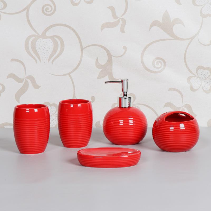 WSHYUFEI European style ceramics bathroom five-piece Toothbrush Cup Soap Dispenser Soap Dish bathroom products wedding bath set
WSHYUFEI European style ceramics bathroom five-piece Toothbrush Cup Soap Dispenser Soap Dish bathroom products wedding bath set