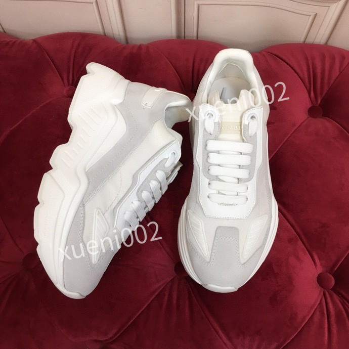 Top Quality Mens Womens boots Leather Casual Shoes Comfort Pretty Mans Trainers Daily Lifestyle Skateboarding Black Suede 35-45 hc210810, 01
Top Quality Mens Womens boots Leather Casual Shoes Comfort Pretty Mans Trainers Daily Lifestyle Skateboarding Black Suede 35-45 hc210810, 01