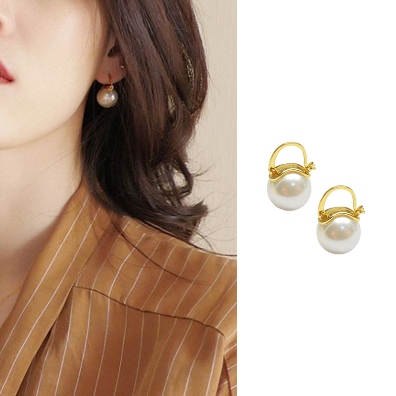 Luxury Designer Jewelry Women Earrings Pearl Stud Shell Diamond Brass with Gold Plated White Black Green Elegant Fashion Chrismas Gift Girl
Luxury Designer Jewelry Women Earrings Pearl Stud Shell Diamond Brass with Gold Plated White Black Green Elegant Fashion Chrismas Gift Girl