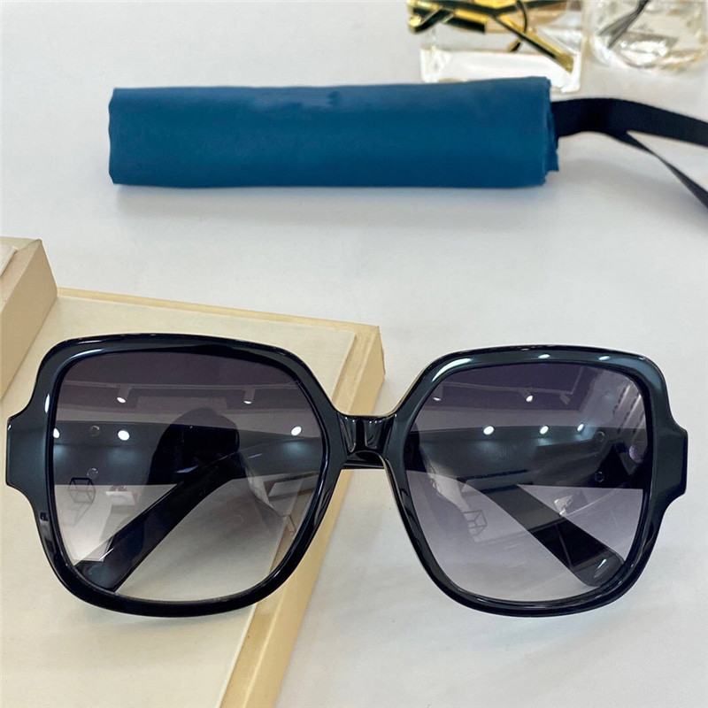 0825 Advanced Popular new selling sunglasses for women hexagon plate full frame top quality fashion lady generous style uv400 lens 0825S
0825 Advanced Popular new selling sunglasses for women hexagon plate full frame top quality fashion lady generous style uv400 lens 0825S