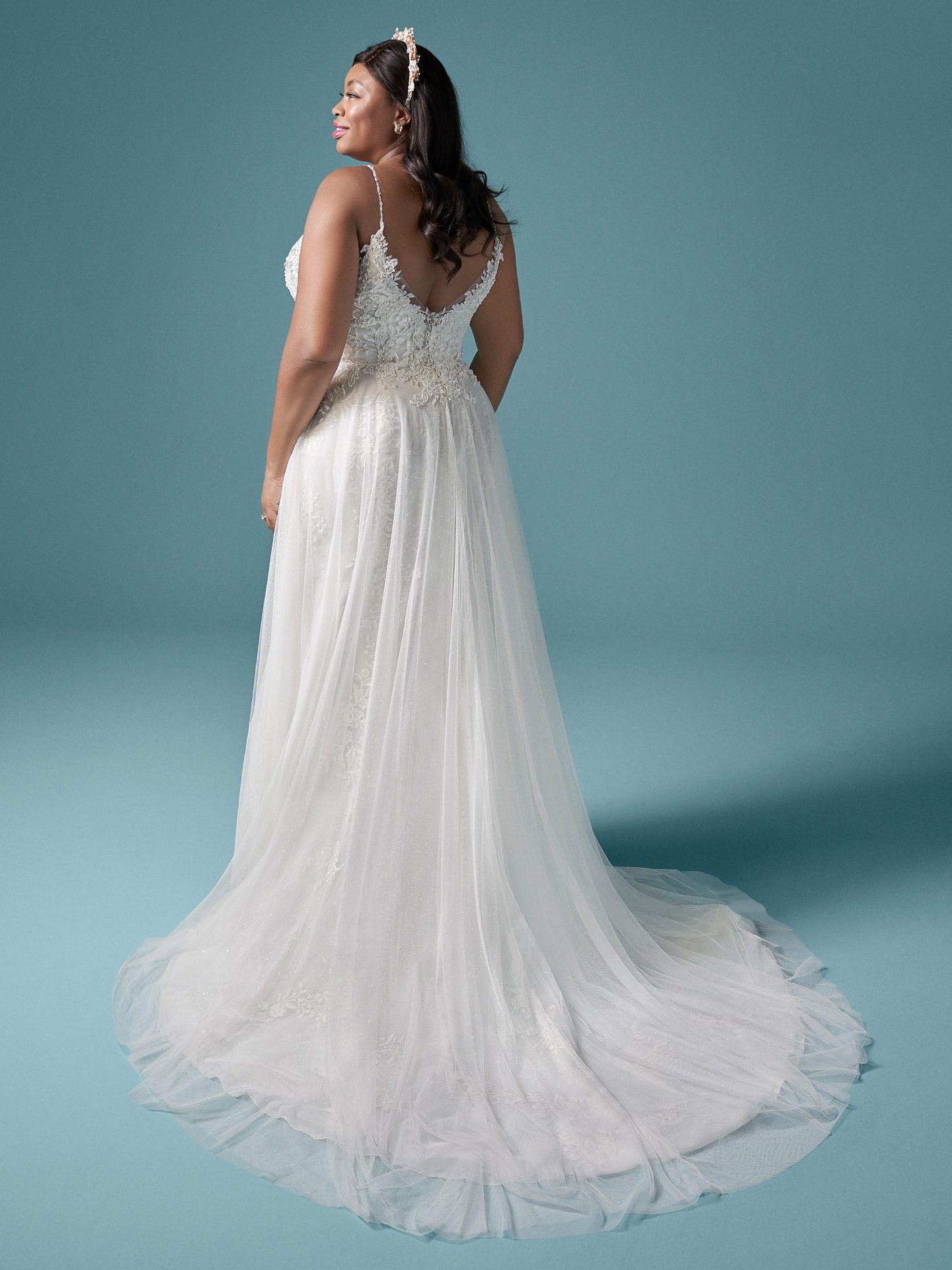 Beaded Plus Stunning Size Lace Wedding Dresses Sheer Deep V Neck A Line Backless Bridal Gowns Sweep Train Robe De Marie