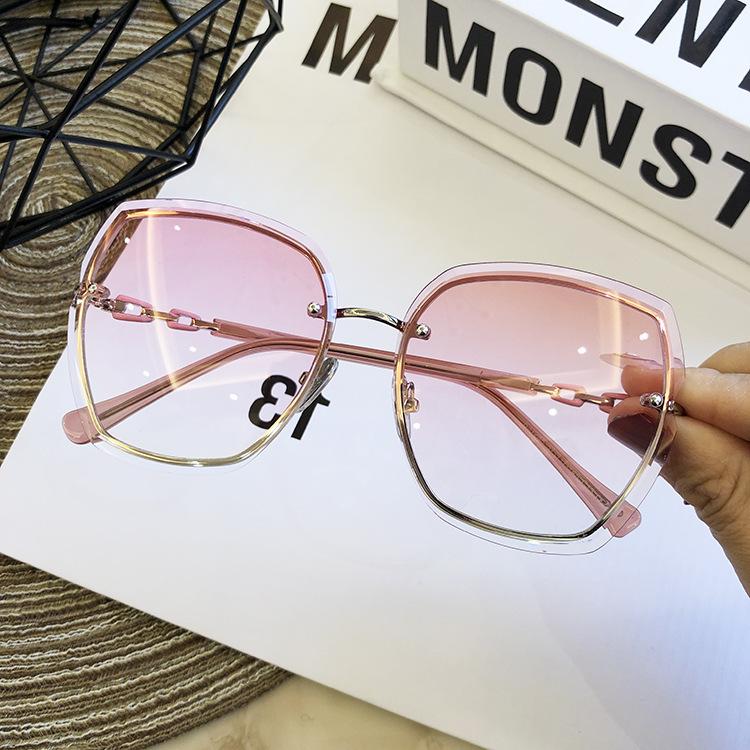 New Luxury Vintage Cat Eye Sunglasses Women Fashion Square Sun Glasses Female Metal Frame Eyewar Retro Black Shades UV400 Oculo
New Luxury Vintage Cat Eye Sunglasses Women Fashion Square Sun Glasses Female Metal Frame Eyewar Retro Black Shades UV400 Oculo