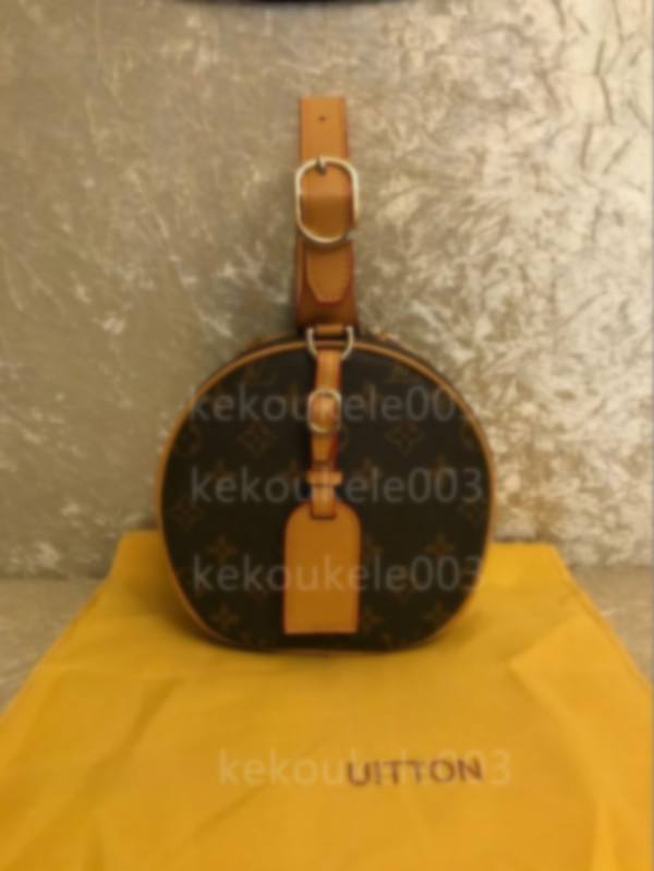 Designer Handbags Shoulder Bag Tote Metal Chain Silver Handbag Flip cover Shoulder Bags purse Wallet GGs LOUISS VUTTONS LVs YSLs, Brown flower
Designer Handbags Shoulder Bag Tote Metal Chain Silver Handbag Flip cover Shoulder Bags purse Wallet GGs LOUISS VUTTONS LVs YSLs, Brown flower